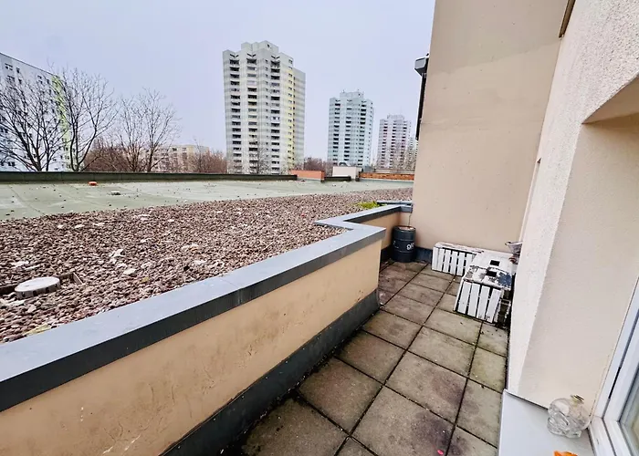 Apartamento Gdr Flat With Rooftop Terrace Zingster Str Berlín