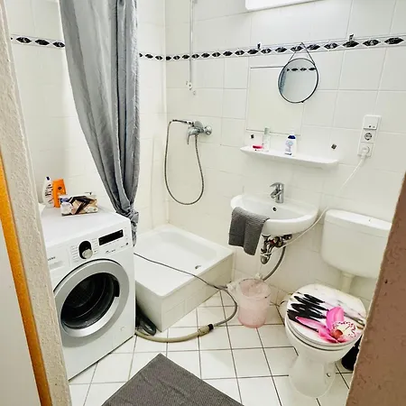 Апартаменты Gdr Flat With Rooftop Terrace Zingster Str *