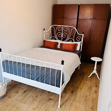 شقة Gdr Flat With Rooftop Terrace Zingster Str برلين