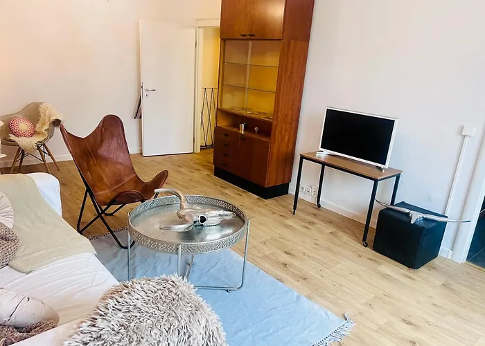 Gdr Flat With Rooftop Terrace Zingster Str ברלין